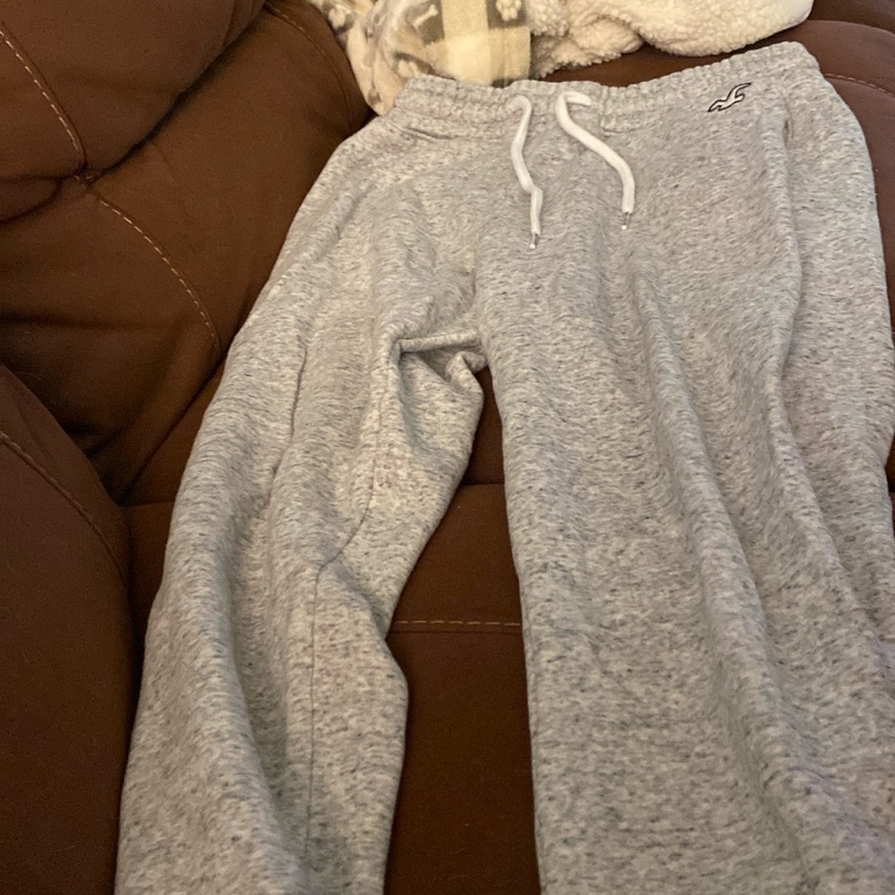 Holloster grey sweat pants